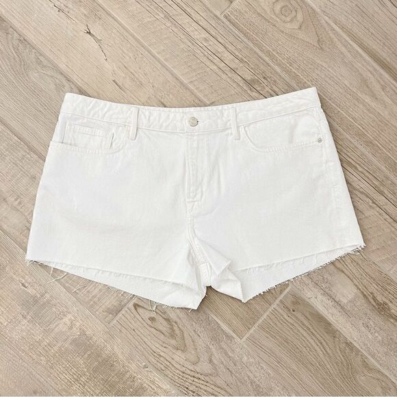 NEW Frame Le Grand Garcon Raw Hem Denim Short White Sz 34 - Picture 2 of 15